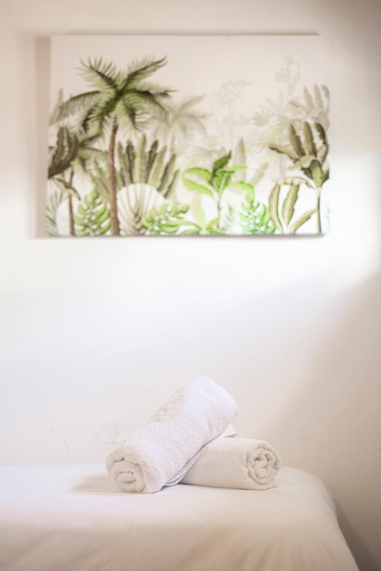 Elvira 60 Homes กรานาดา ภายนอก รูปภาพ